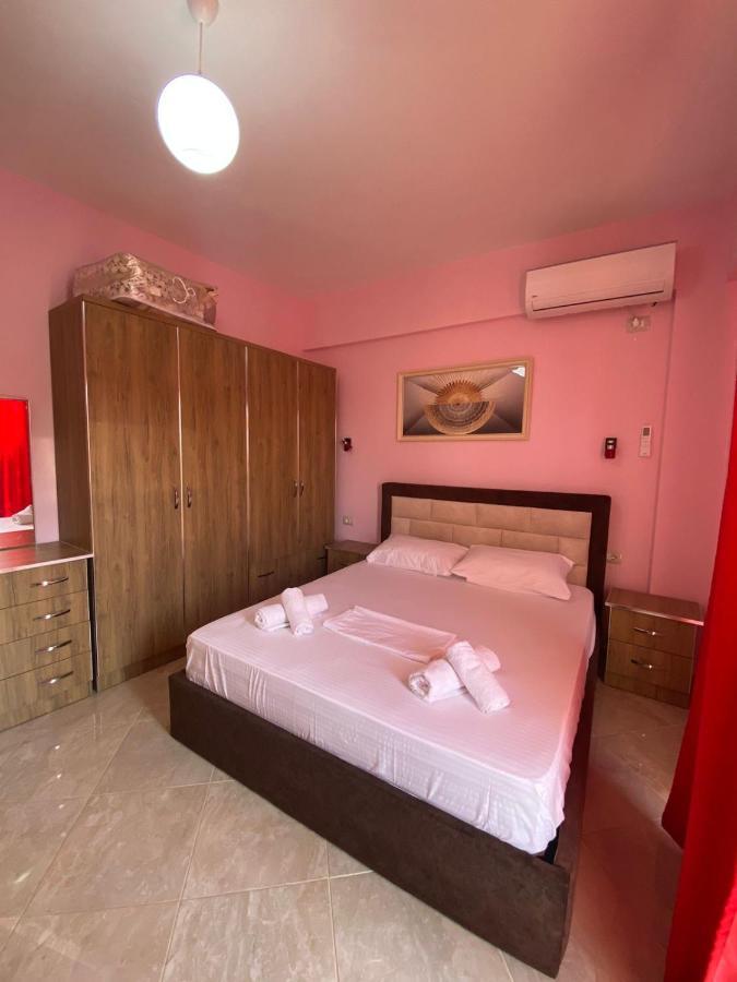 Dosti Apartment Ksamil Buitenkant foto